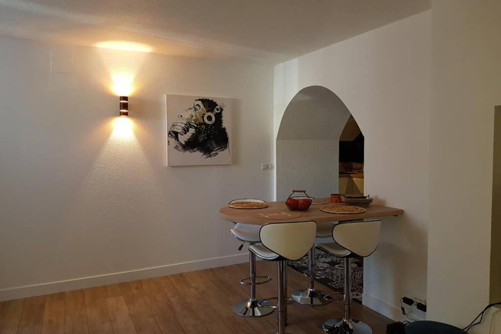 Superbe Loft T4 De 96 M2 Au Coeur Perigueux Apartment Exterior photo
